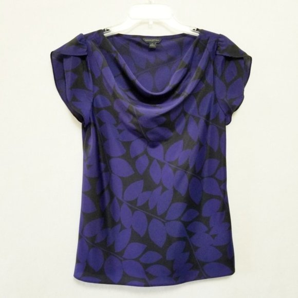 Banana Republic Factory Tops - Banana Republic Top Leaf Print Tulip Sleeve Drape
